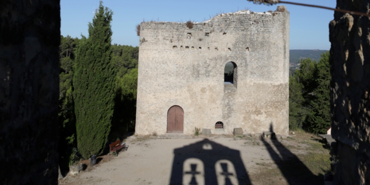 Castillo de Montbui (o castillo de la Tossa)