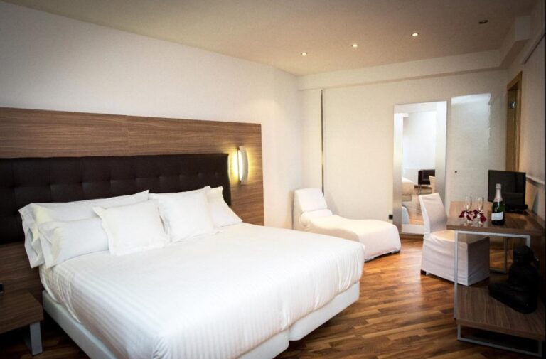 Hotel Bruc